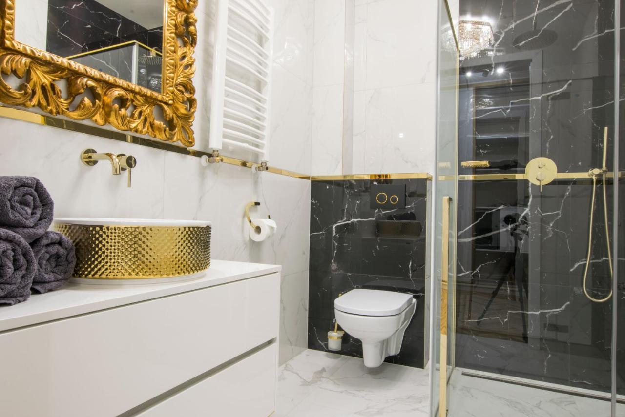 Central Apartments Goleniow Luxury ภายนอก รูปภาพ