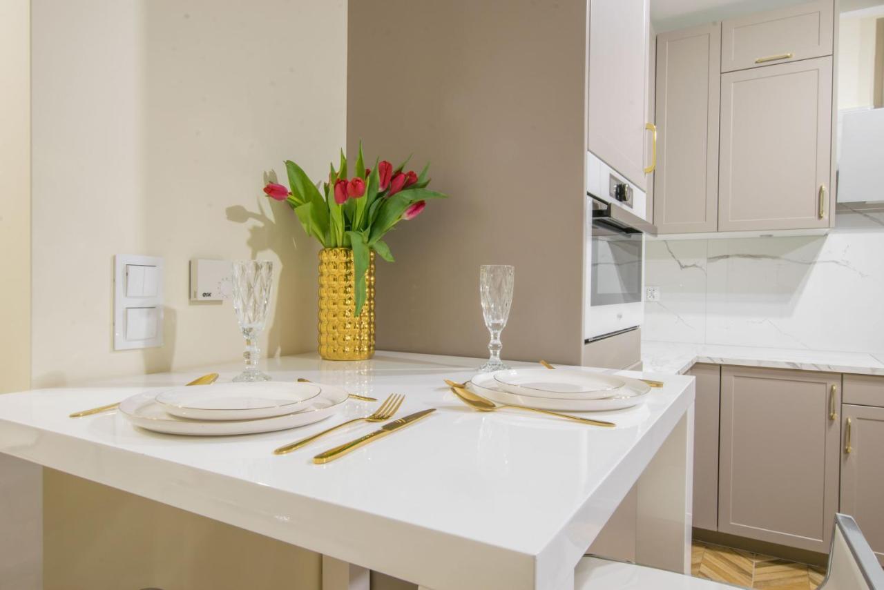 Central Apartments Goleniow Luxury ภายนอก รูปภาพ